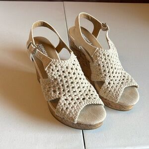 Wedge sandals